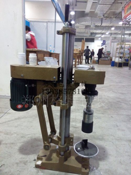 塑料蓋半自動旋蓋機