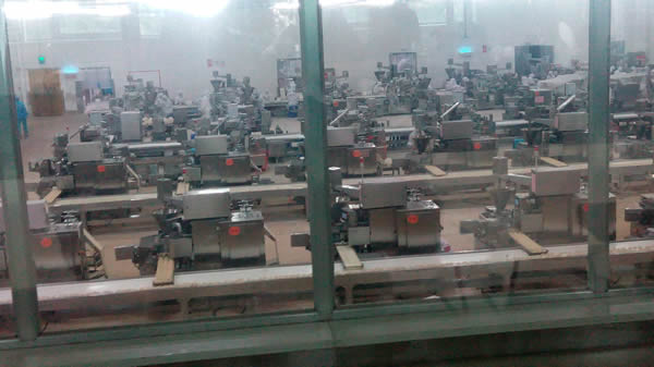 富華糕點(diǎn)生產(chǎn)現(xiàn)場