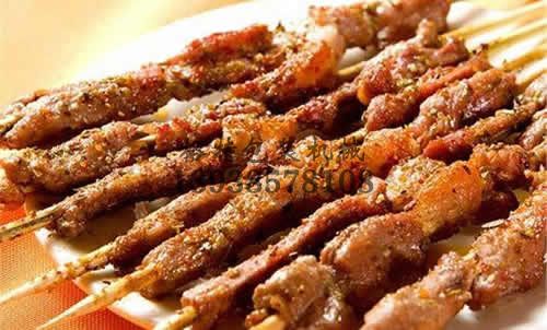 燒烤最原始烹飪方式夏天大家的最?lèi)?ài)