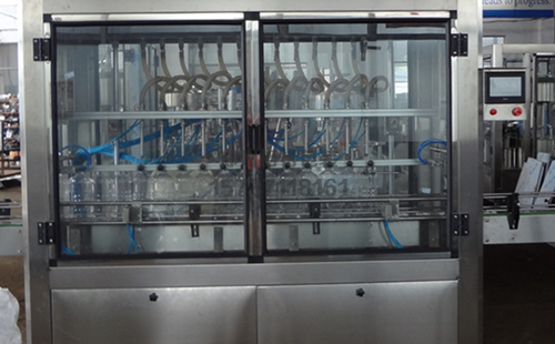 液體灌裝設(shè)備生產(chǎn)線